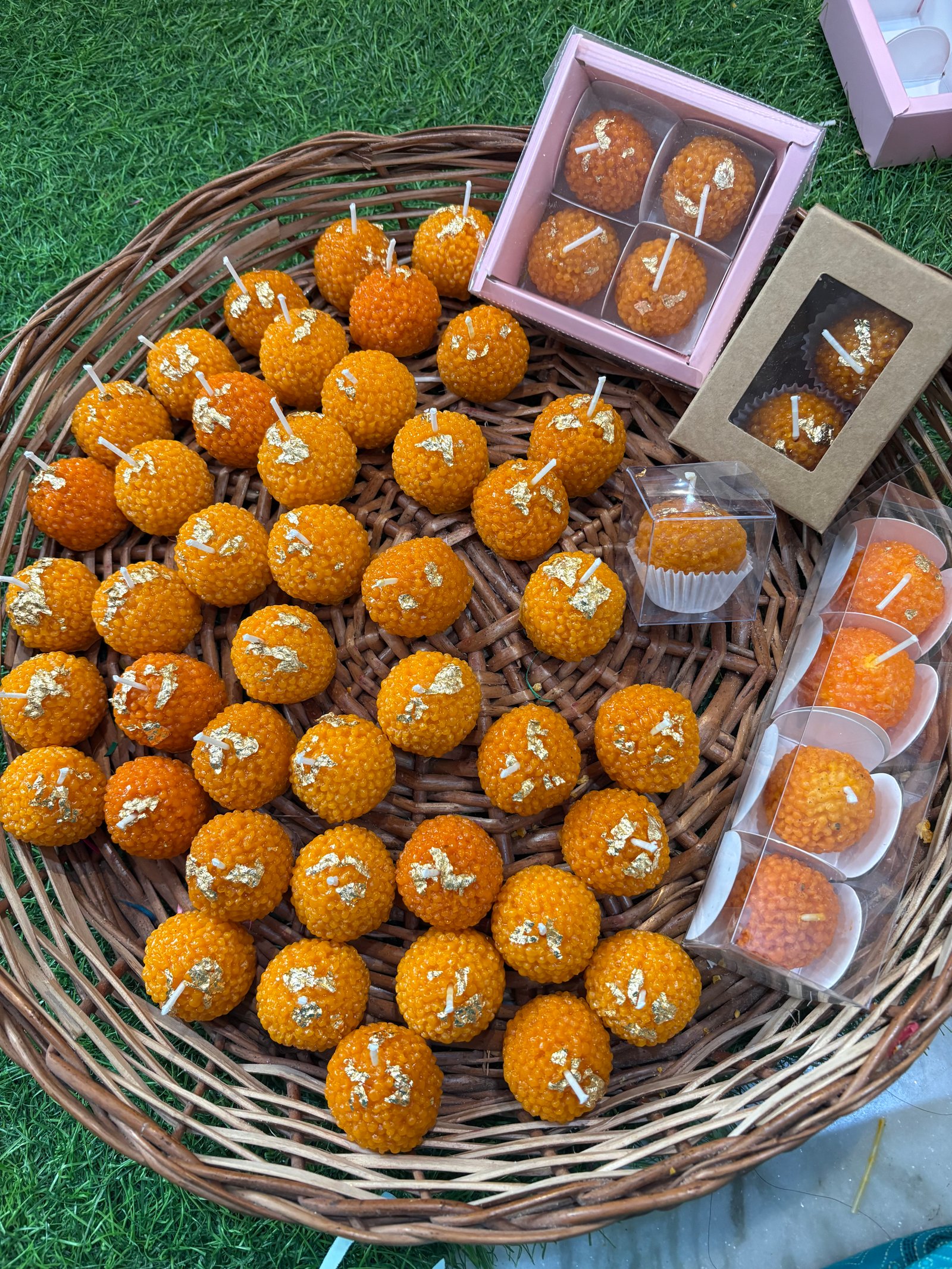 Laddu candle 